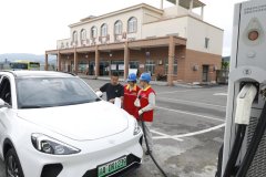 新能源汽车加快进入农村市场还有哪
